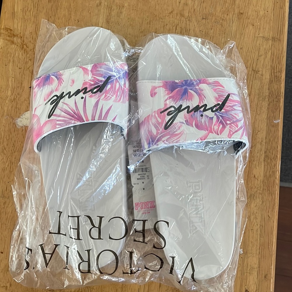 BNWT Victoria's Secret Pink Slides